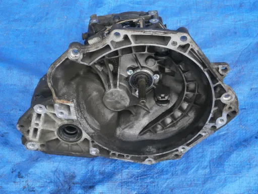 OPEL-ЗАПЧАСТИ Zafira B Коробка передач 1.8 Z18XER F17 C394