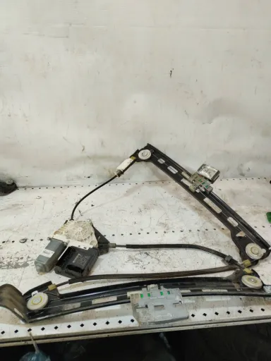 F005S00347 - Volkswagen PASSAT CC 2010 Передняя левая сторона Электрический стеклоподъёмник двери
