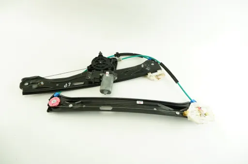 Стеклоподъемник левый передний bmw f20 5-контактный 71015003