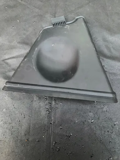 1092162-00-A - Tesla 3 Cab Air Guide 1092162-00-А