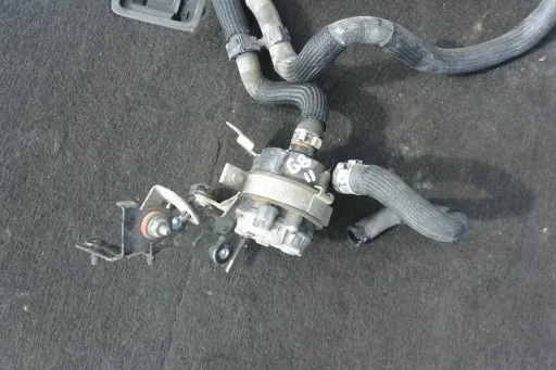 0392024053 - Водяной насос провода 3.0 B V6 Quattroporte GHIBLI